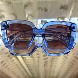 Stylish Blue Sunglasses